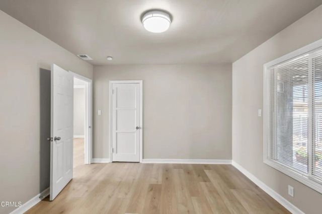 136 S Roosevelt Avenue, Oxnard, CA 93030