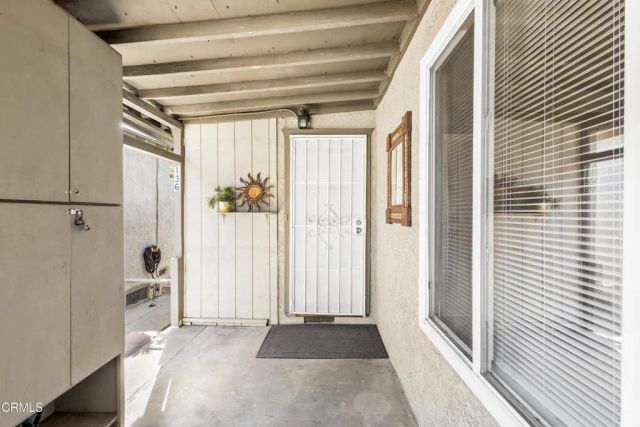 136 S Roosevelt Avenue, Oxnard, CA 93030