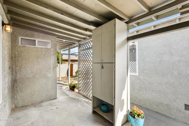 136 S Roosevelt Avenue, Oxnard, CA 93030