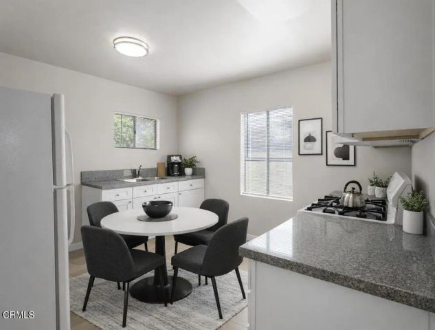 136 S Roosevelt Avenue, Oxnard, CA 93030