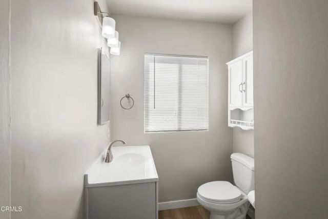 136 S Roosevelt Avenue, Oxnard, CA 93030