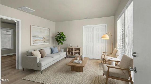 136 S Roosevelt Avenue, Oxnard, CA 93030