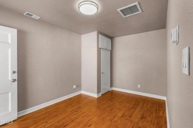 136 S Roosevelt Avenue, Oxnard, CA 93030