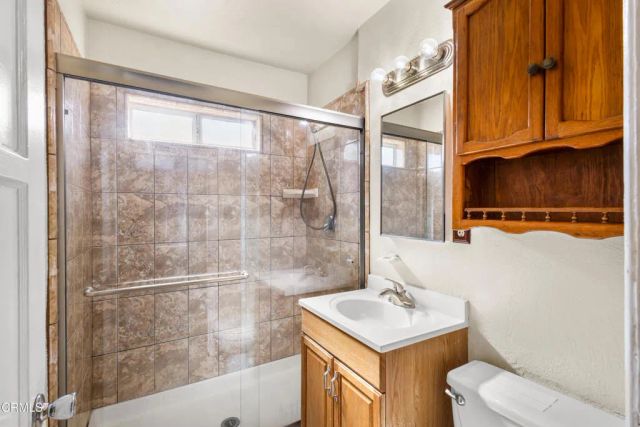 136 S Roosevelt Avenue, Oxnard, CA 93030