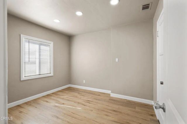 136 S Roosevelt Avenue, Oxnard, CA 93030