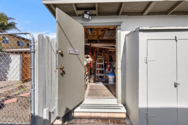 136 S Roosevelt Avenue, Oxnard, CA 93030