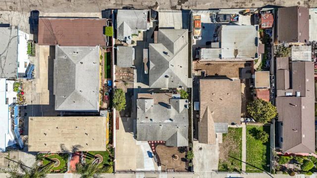 136 S Roosevelt Avenue, Oxnard, CA 93030