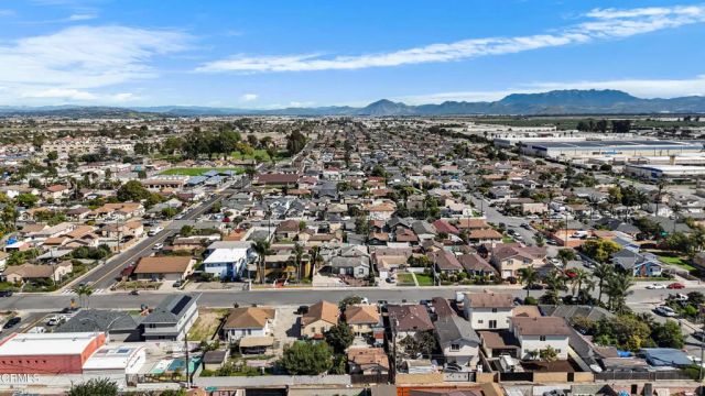 136 S Roosevelt Avenue, Oxnard, CA 93030
