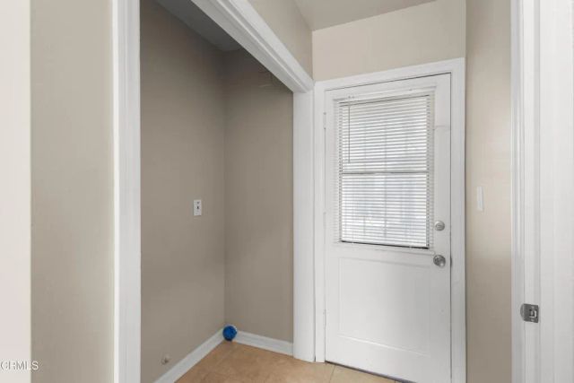 136 S Roosevelt Avenue, Oxnard, CA 93030