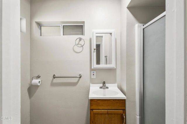 136 S Roosevelt Avenue, Oxnard, CA 93030