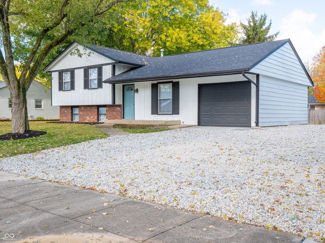 31 N Wagon Road, Bargersville, IN 46106