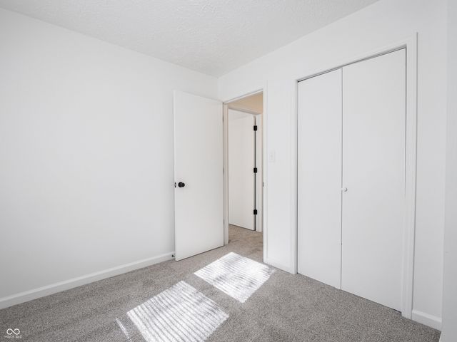 31 N Wagon Road, Bargersville, IN 46106