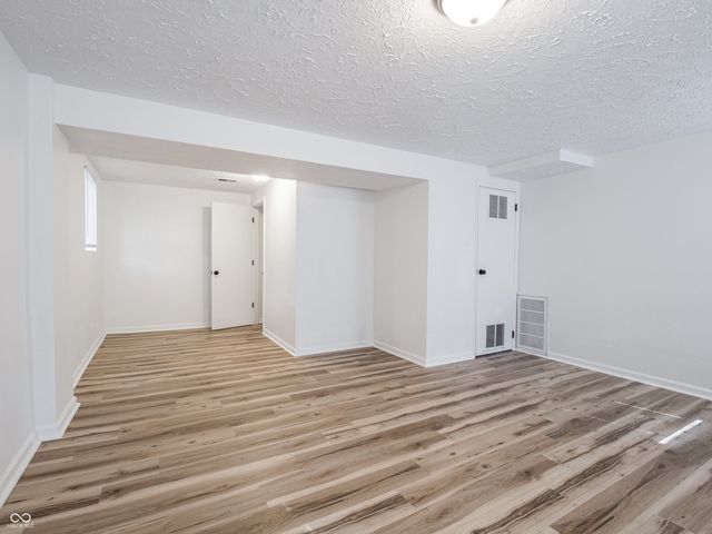 31 N Wagon Road, Bargersville, IN 46106