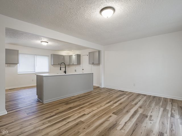 31 N Wagon Road, Bargersville, IN 46106