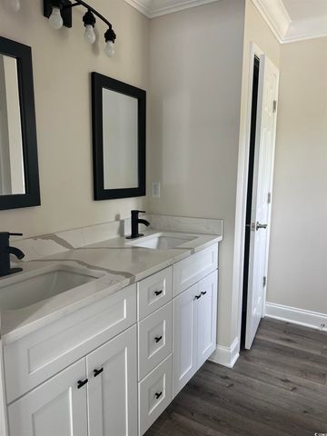 1746 John St., Conway, SC 29526