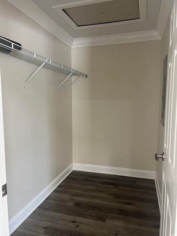 1746 John St., Conway, SC 29526