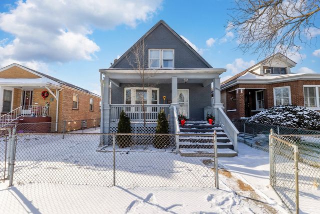 9020 S Carpenter Street, Chicago, IL 60620