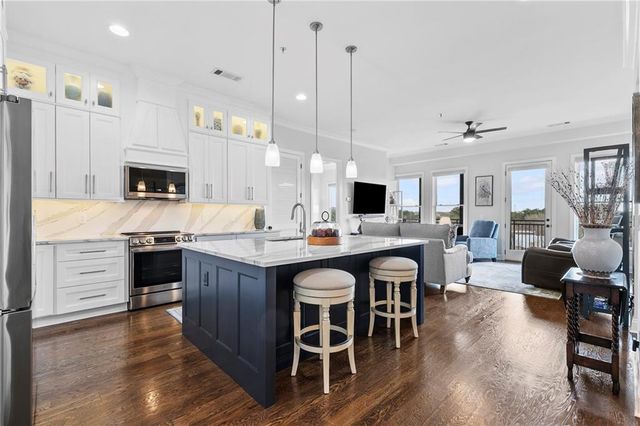 360 Chambers Street 309, Woodstock, GA 30188