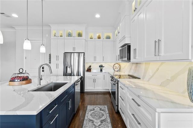 360 Chambers Street 309, Woodstock, GA 30188