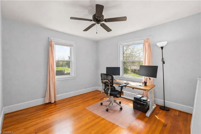 641 Willowbrook Lane, Winston-salem, NC 27104