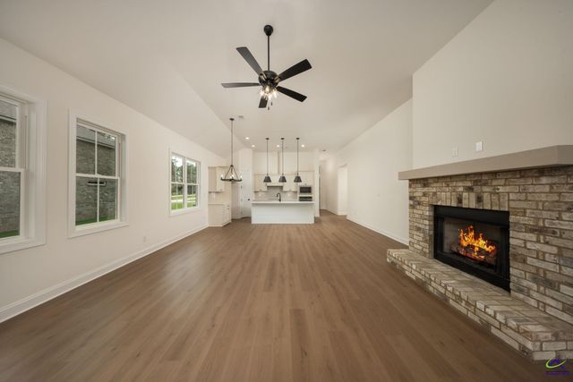4 Pleasant Oaks Drive, Perry, GA 31069