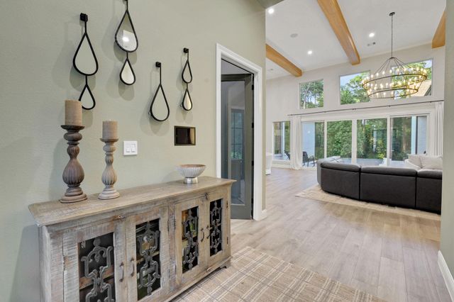 11818 Tara Plantation Drive, Tomball, TX 77375