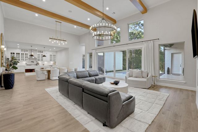11818 Tara Plantation Drive, Tomball, TX 77375