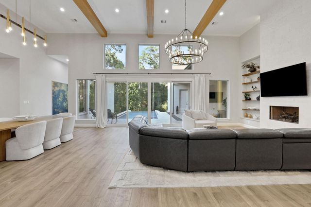 11818 Tara Plantation Drive, Tomball, TX 77375