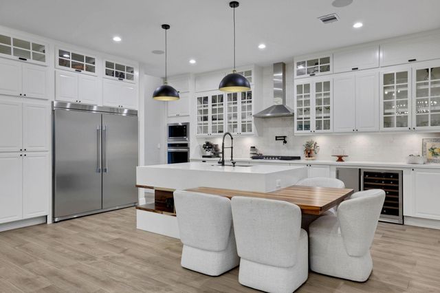 11818 Tara Plantation Drive, Tomball, TX 77375