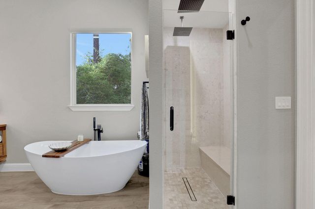 11818 Tara Plantation Drive, Tomball, TX 77375