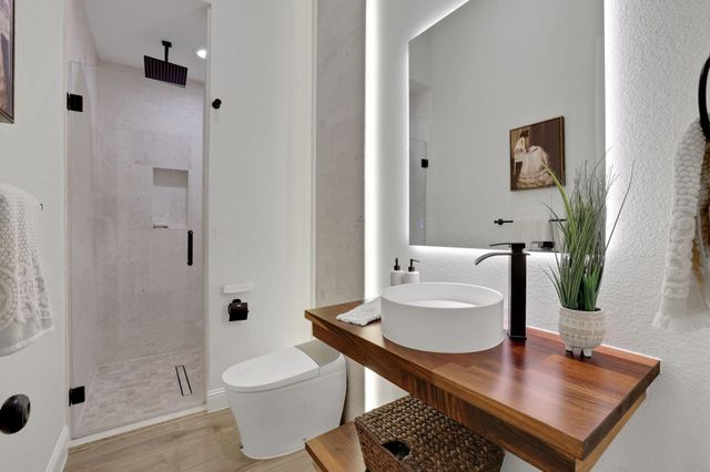 11818 Tara Plantation Drive, Tomball, TX 77375
