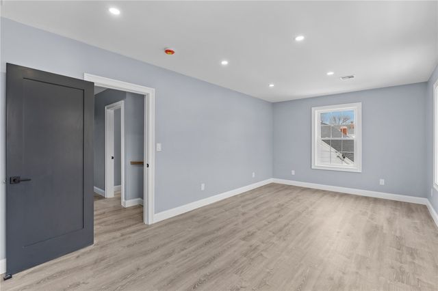 68 Enfield Avenue, Providence, RI 02908