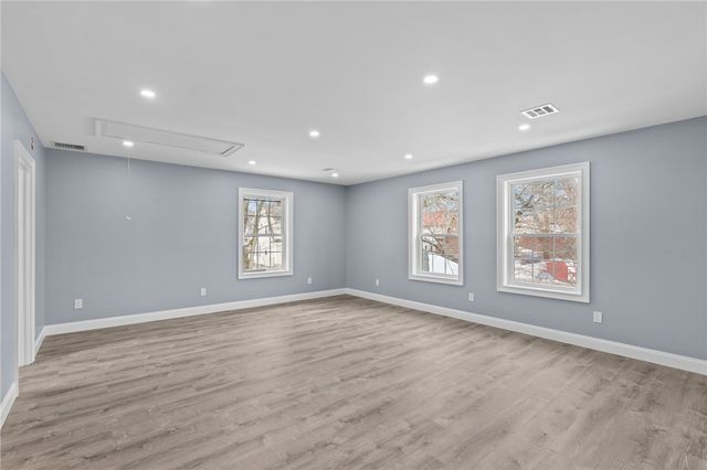 68 Enfield Avenue, Providence, RI 02908