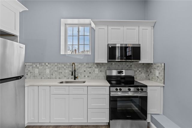 68 Enfield Avenue, Providence, RI 02908