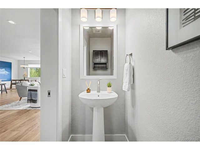 962 Campfire Dr, Fort Collins, CO 80524