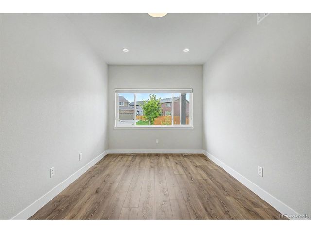 962 Campfire Dr, Fort Collins, CO 80524