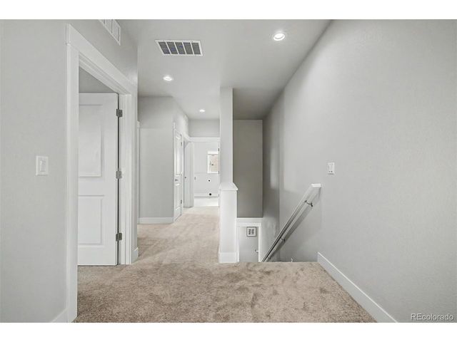 962 Campfire Dr, Fort Collins, CO 80524