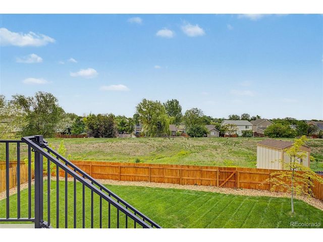 962 Campfire Dr, Fort Collins, CO 80524