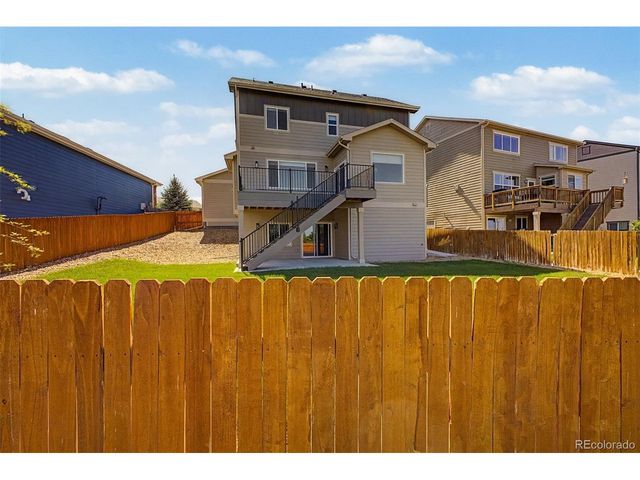 962 Campfire Dr, Fort Collins, CO 80524