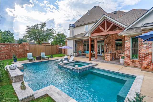 110 Overbrook Lane, Bossier City, LA 71111