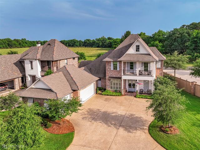 110 Overbrook Lane, Bossier City, LA 71111