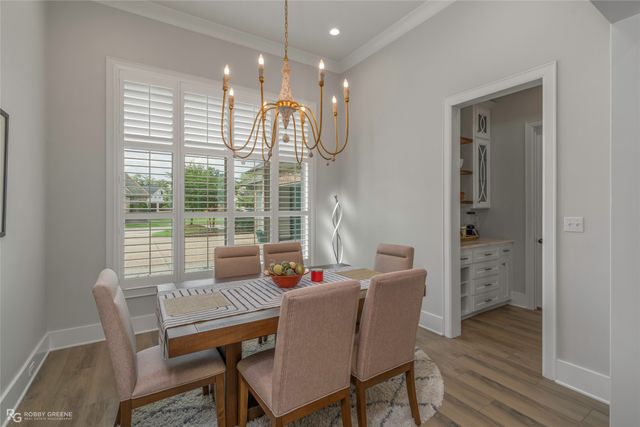 110 Overbrook Lane, Bossier City, LA 71111