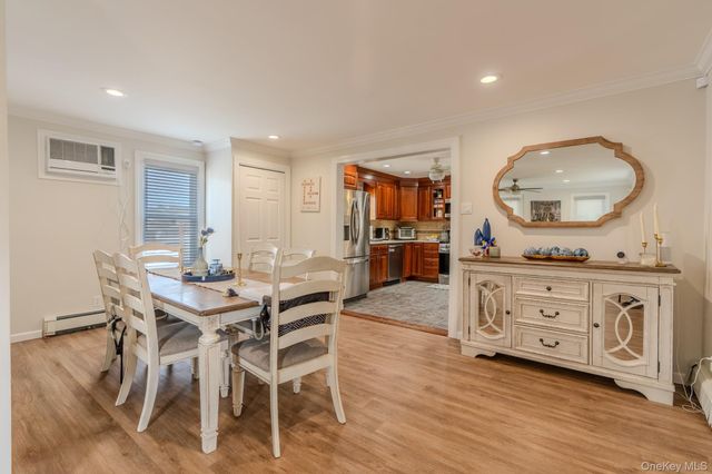 18 1st Avenue, East Rockaway, NY 11518
