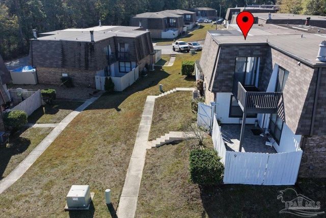 2301 W Michigan Ave 9, Pensacola, FL 32526