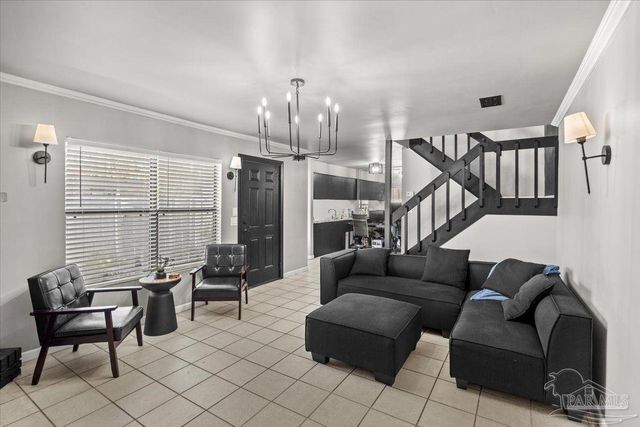 2301 W Michigan Ave 9, Pensacola, FL 32526