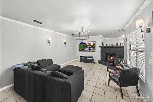 2301 W Michigan Ave 9, Pensacola, FL 32526