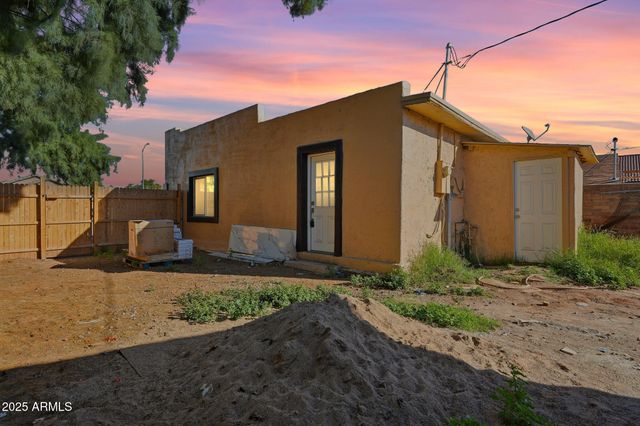 1137 W MOHAVE Street, Phoenix, AZ 85007