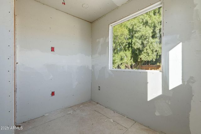 1137 W MOHAVE Street, Phoenix, AZ 85007