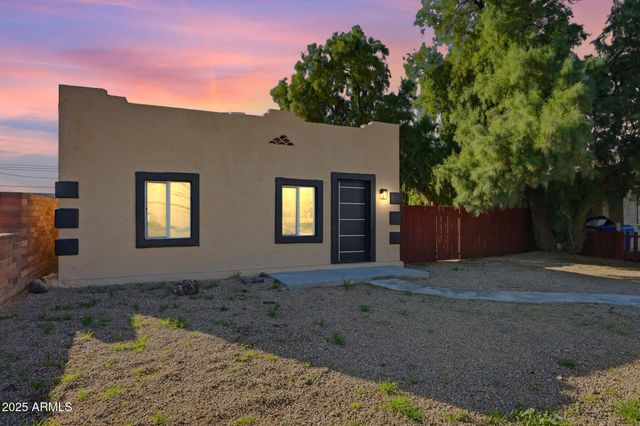 1137 W MOHAVE Street, Phoenix, AZ 85007