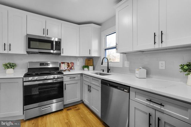 4305 GARRETT PARK RD, Silver Spring, MD 20906